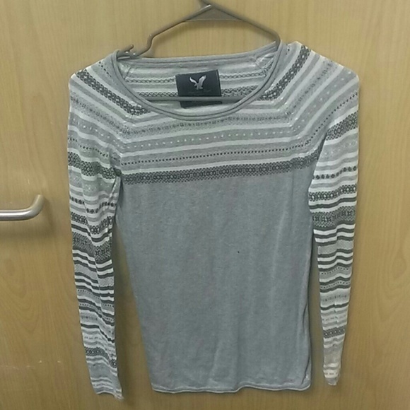 Soft American Eagle sweater