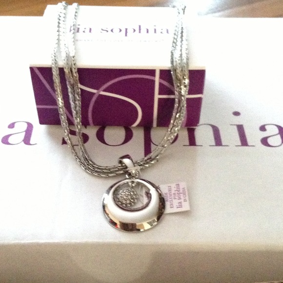 Brand new lia sophia