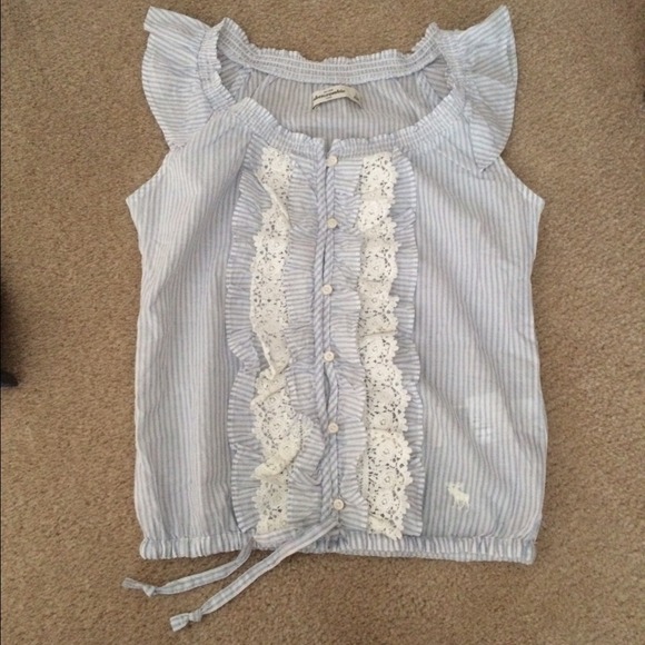 Abercrombie ruffle blouse