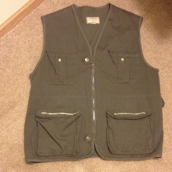 SOLD!!Men's fishing vest.