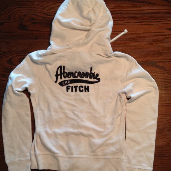 Abercrombie and Fitch hooded sweatshirt - Picture 2 of 3