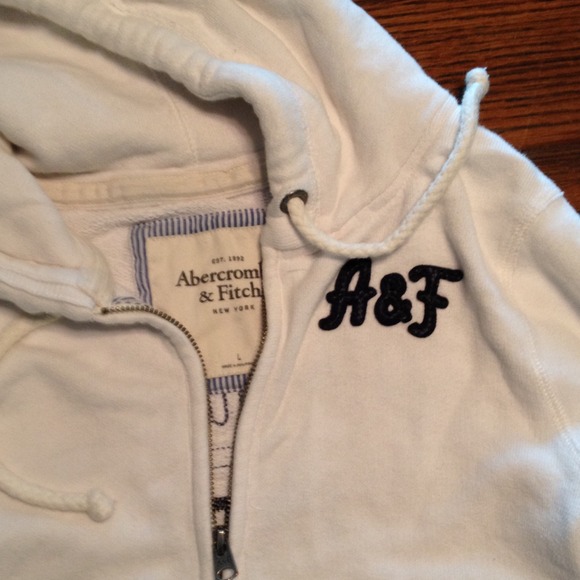 Abercrombie and Fitch hooded sweatshirt - Picture 3 of 3