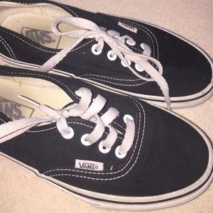 Vans classic black and white shoe