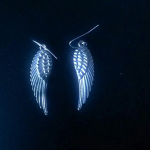 Wing earrings