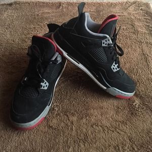 Air Jordan Black and Red Retro 4