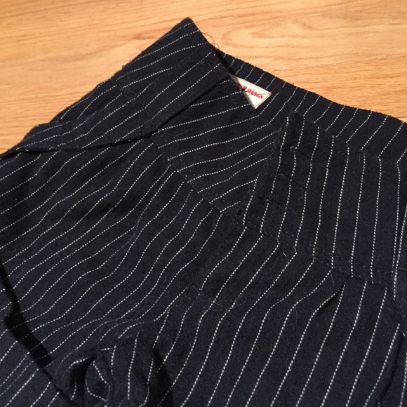 High waisted shorts - Picture 2 of 2