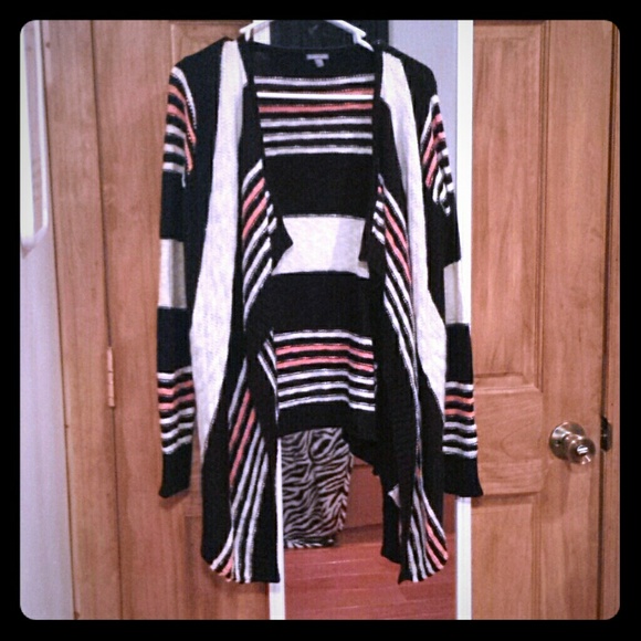 XS Never Worn Charlotte Russe open cardigan