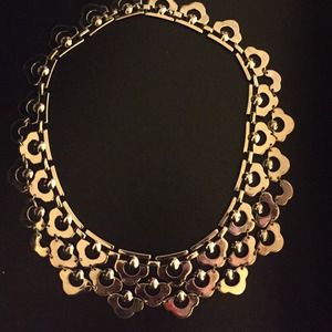 Stella and dot silver statement necklace