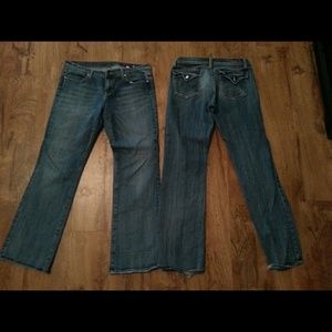 2 pairs of Vigoss Jeans