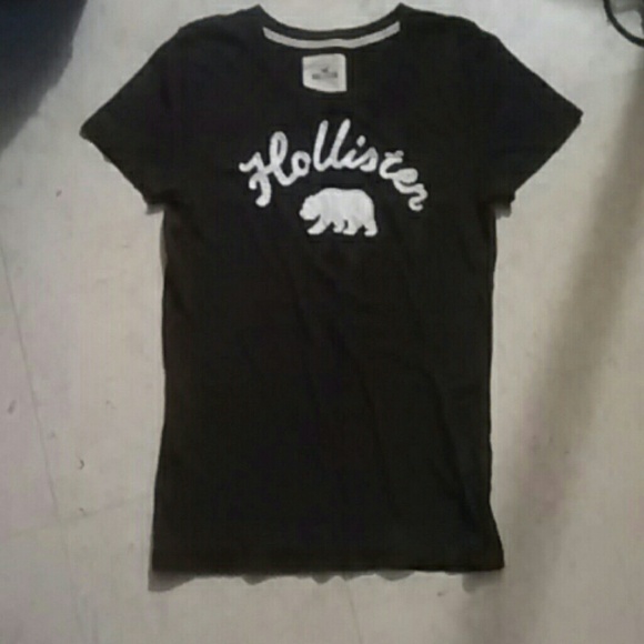 Hollister t-shirt