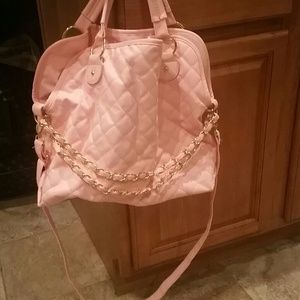 Pink quilted purse with gold chain