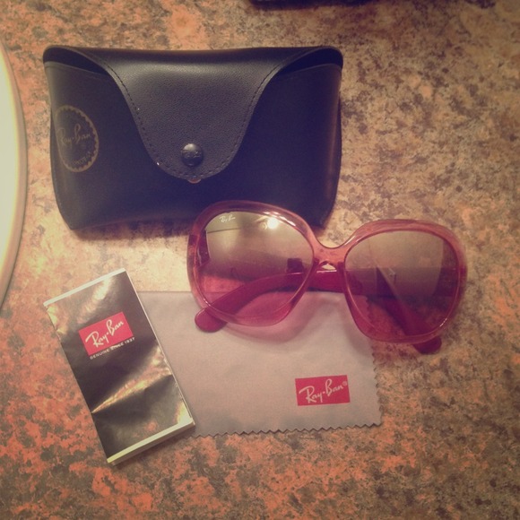 Ray Ban sunglasses 😎