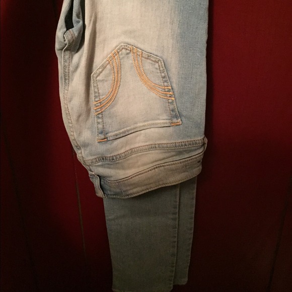 Hollister jeans - Picture 1 of 2
