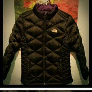 North face! Girls size LG. Puffer.