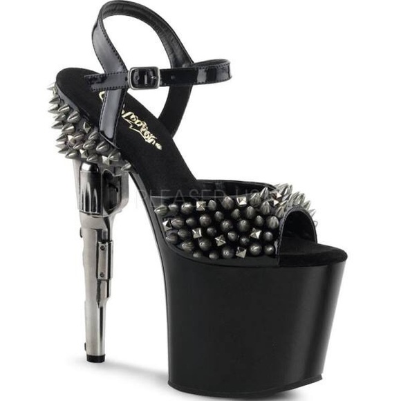 Platform heel