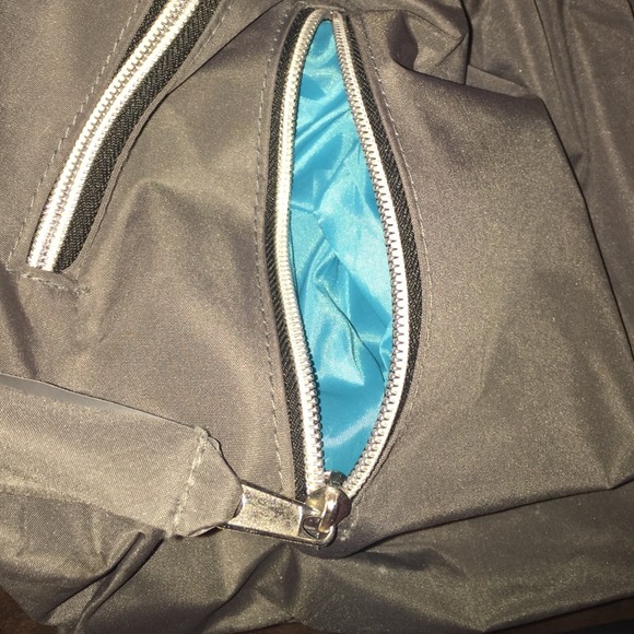 Purse - Picture 3 of 4