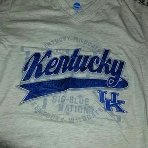 Never worn Kentucky shirt