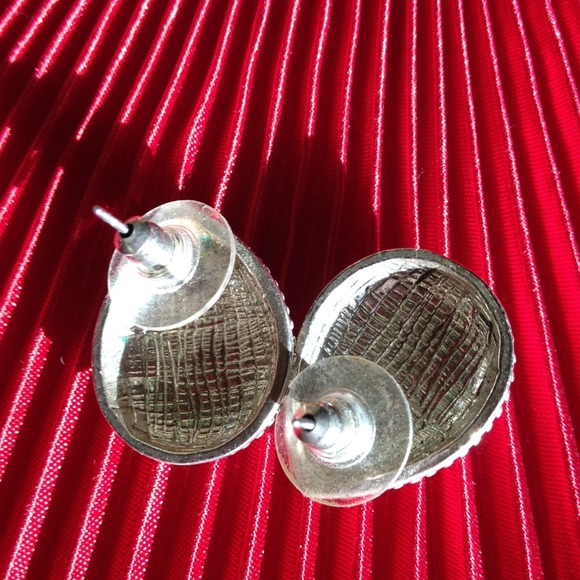 Wonderful necklace and matching earring set! - Picture 4 of 4