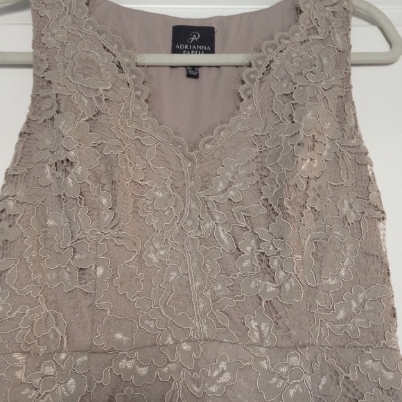 🎉 Adrianna Papell lace dress - Picture 4 of 4