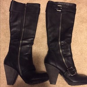 vince camuto black boots