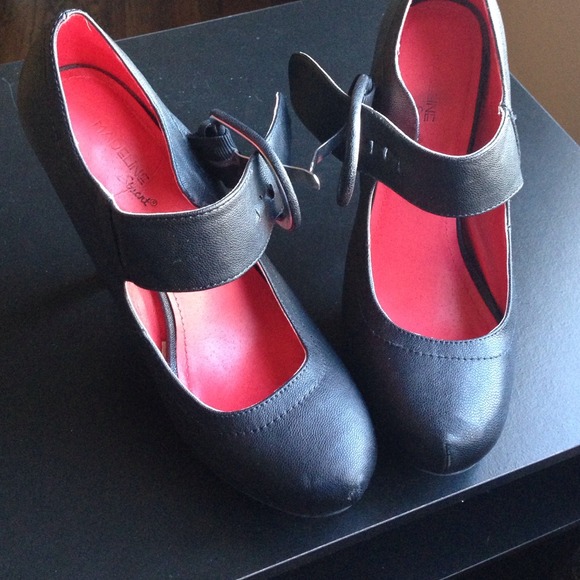 High heel, Mary Janes, black