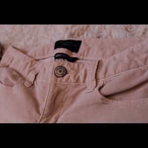 Worn once! AE cords!