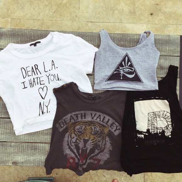 Adorable Urban Outfitters graphic tee BUNDLE!
