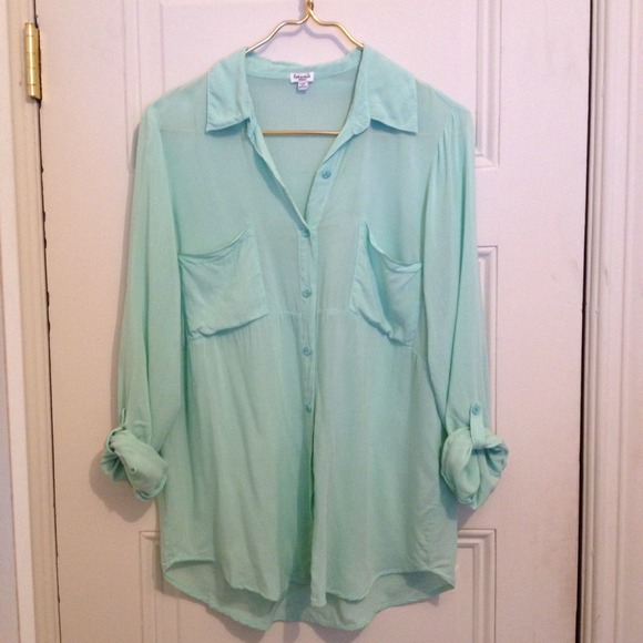 Splendid Mint Green Button Up Blouse