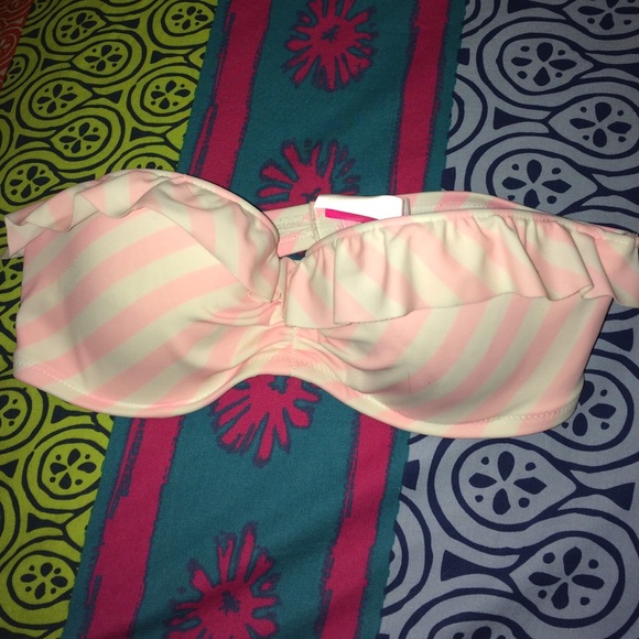 Victoria secret pink and white ruffle bandeau