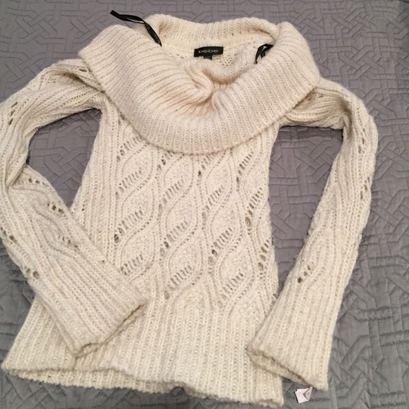 Bebe sweater