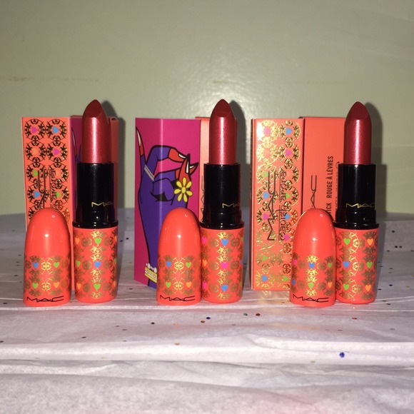 MAC BNIB KISS MANISH SUPER RARE VHTF LE