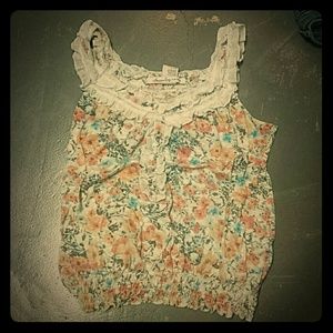 Adorable new top!