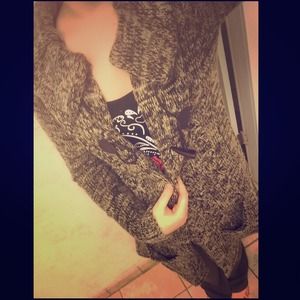 SOFT DILLARDS BUTTON SWEATER JACKET