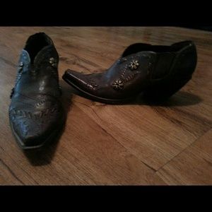 BCBG brown ankle boots