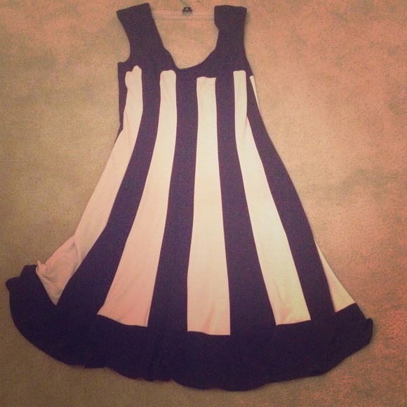 Black and white dress