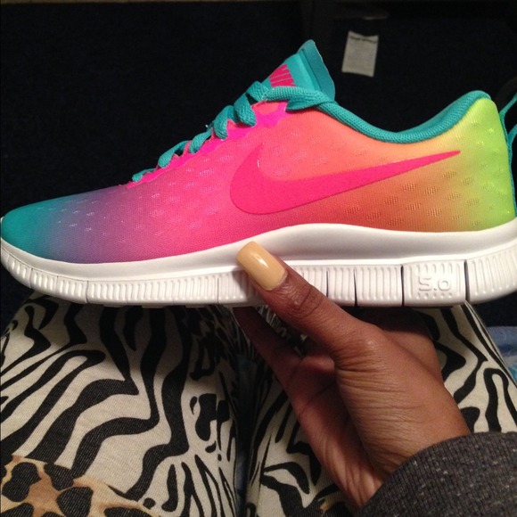 Hyper Jade Free Express ❤️💜💛💙💚💞