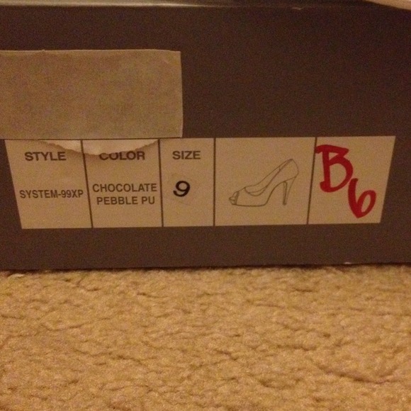 Heels/Platforms - Picture 6 of 6