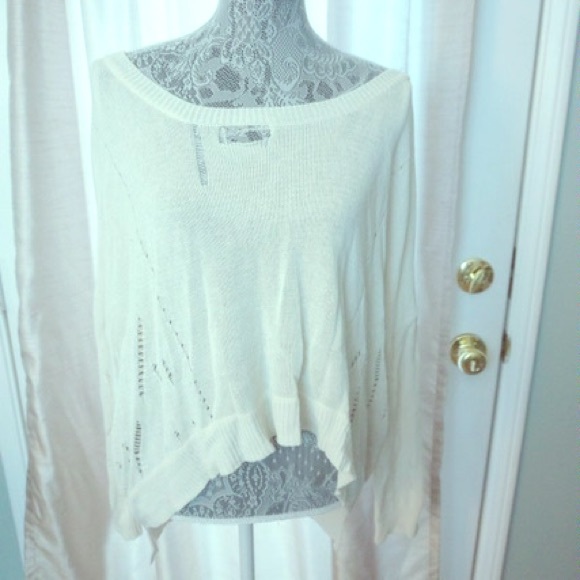 Hi low distressed detailed sweater