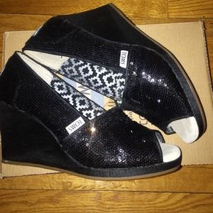 Wedges Black Sequins (Toms)