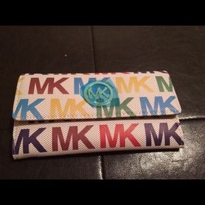 Michael Kors Wallet,key chain,bracelets,dust cover