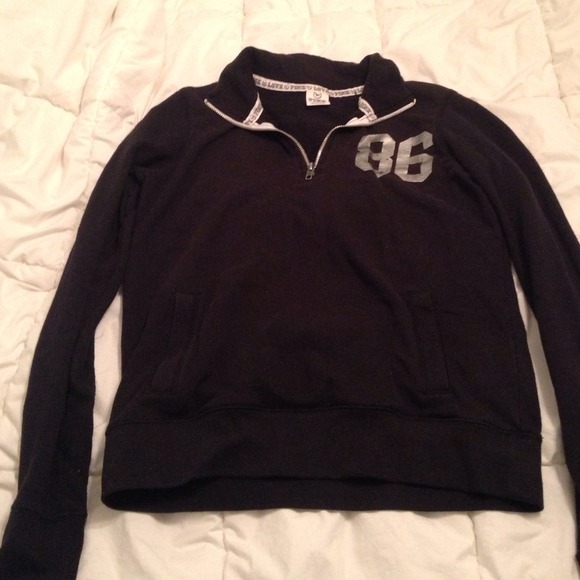 Throwback VS PINK sweatshirt