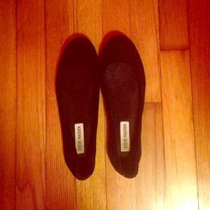 Black Steve Madden flats