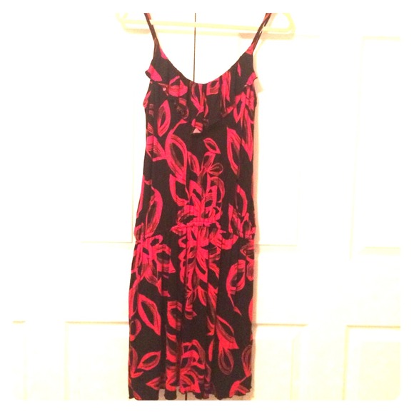 Cute red and black dress. Size Large