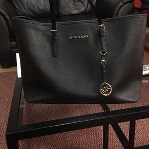 Michael Kors jet set