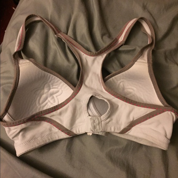 Sports bra - Picture 2 of 2