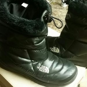 North face boots