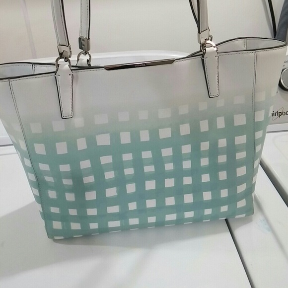 Large COACH Tote with matching zip wallet