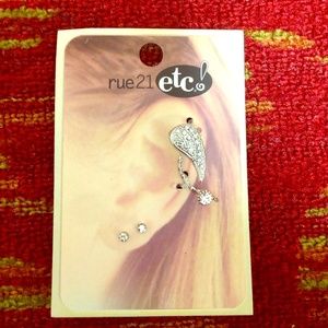 🔴SOLD🔴Ear cuff & studs