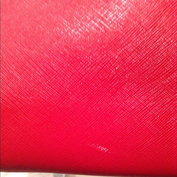 Michael Kors red tote - Picture 2 of 4
