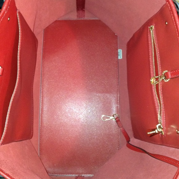 Michael Kors red tote - Picture 3 of 4